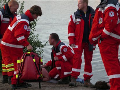 Übung DRK DLRG Bergung eines Autos aus dem Erlichsee