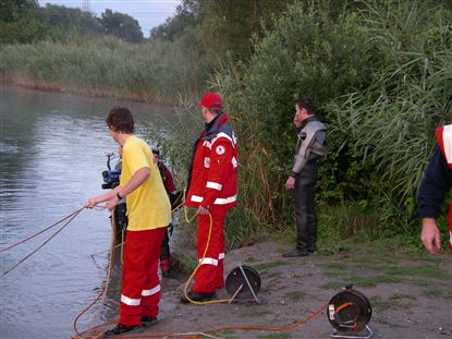 Übung DRK DLRG Bergung eines Autos aus dem Erlichsee